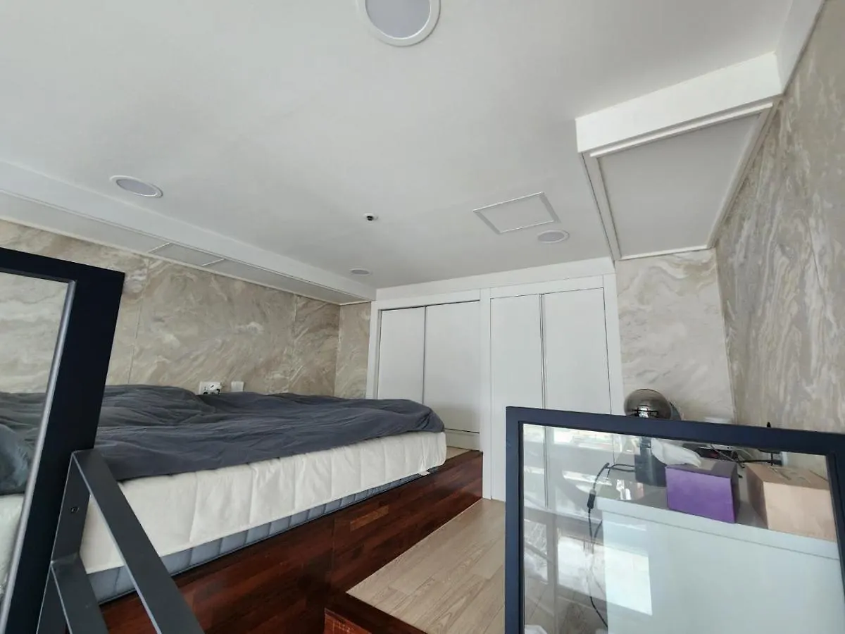 Newly Built Officetel, 5 Minutes Away From Seongsu Station Apartment Seoul