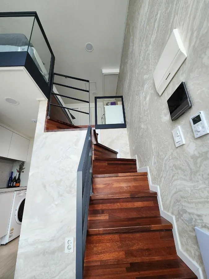 Newly Built Officetel, 5 Minutes Away From Seongsu Station Apartment Seoul South Korea